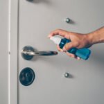 Quels lubrifiants pour serrure utiliser et lesquels éviter