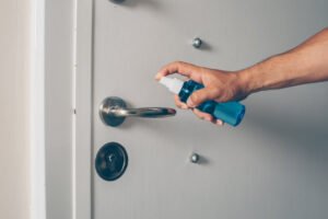Quels lubrifiants pour serrure utiliser et lesquels éviter