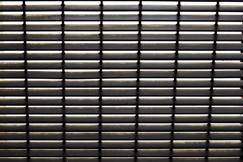 Comment sécuriser son rideau métallique