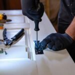 Installer une gâche électrique de porte