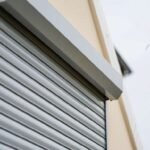 Comment remonter manuellement un volet roulant électrique ?